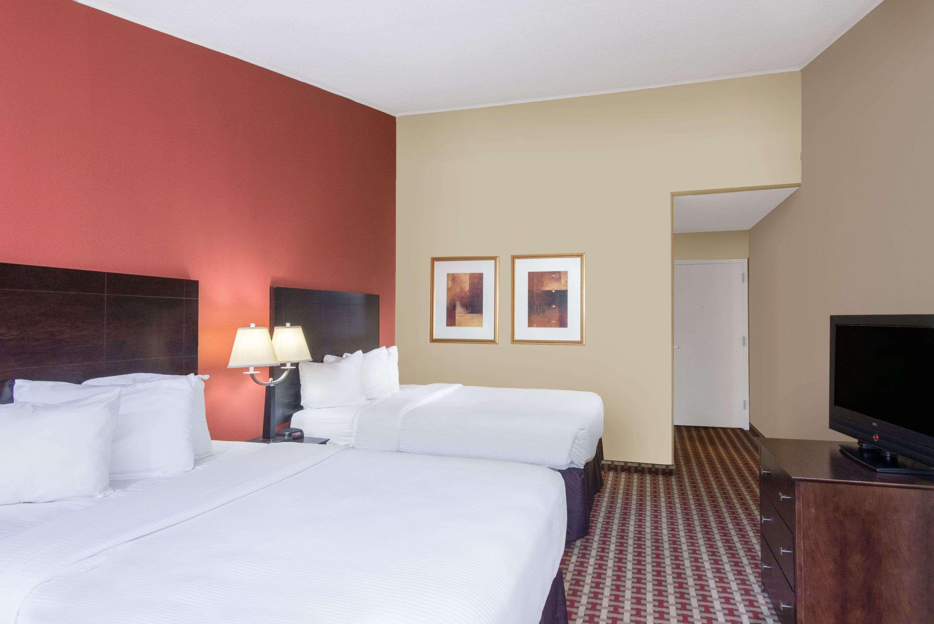 Ramada By Wyndham Allentown Bethlehem Eksteriør billede